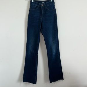 Express curvy boot high rise size 00 regular dark wash distressed hem